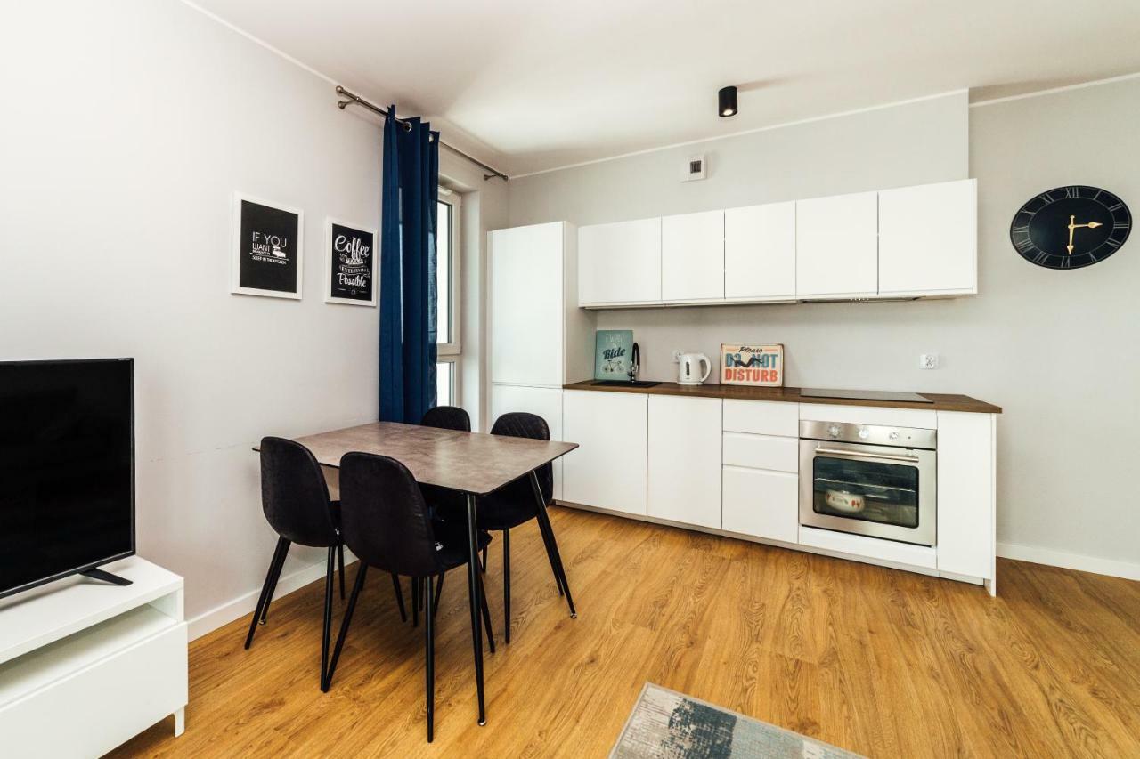 Pobookowane Stocznia Apartments גדנסק מראה חיצוני תמונה
